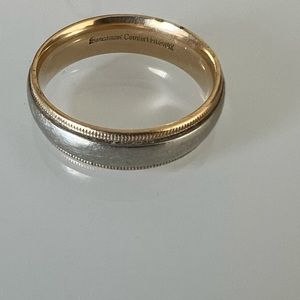 Benchmark Comfort-fit 14k Mens band